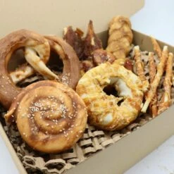 D-tails Honden Brunchbox - Cadeaubox 7 D-tails Honden Brunchbox - Cadeaubox -Puur Winkel d tails honden brunchbox cadeaubox 2