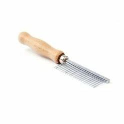 Kam Grof Met Houten Handvat